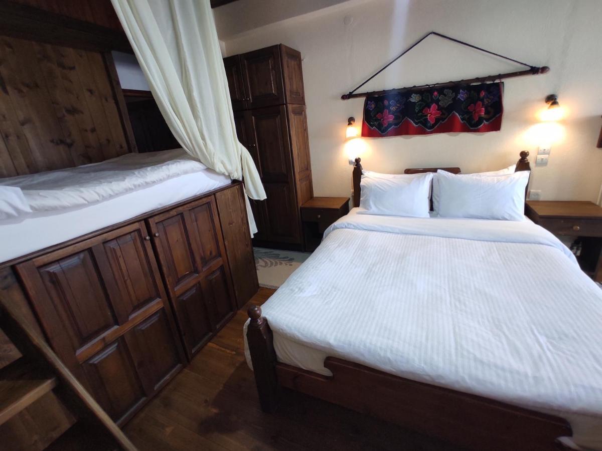 Xenonas Brizi Hotel Elati  Ngoại thất bức ảnh