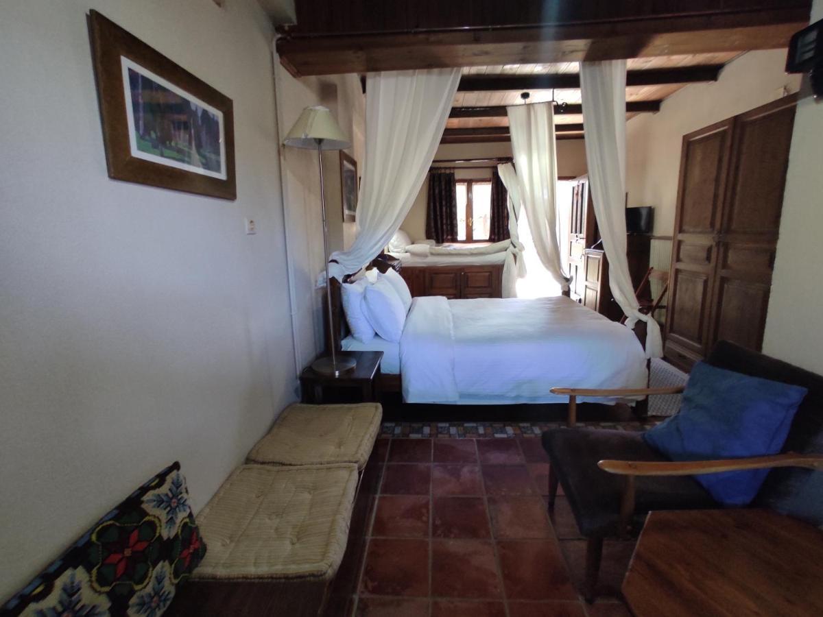 Xenonas Brizi Hotel Elati  Ngoại thất bức ảnh